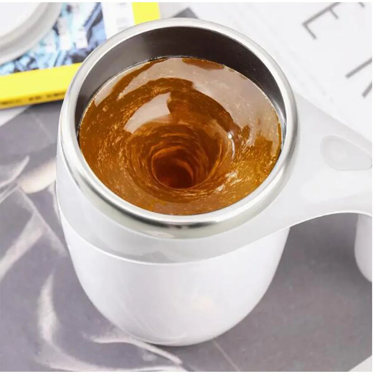 Rechargeable Self-Stirring Coffee Cup
